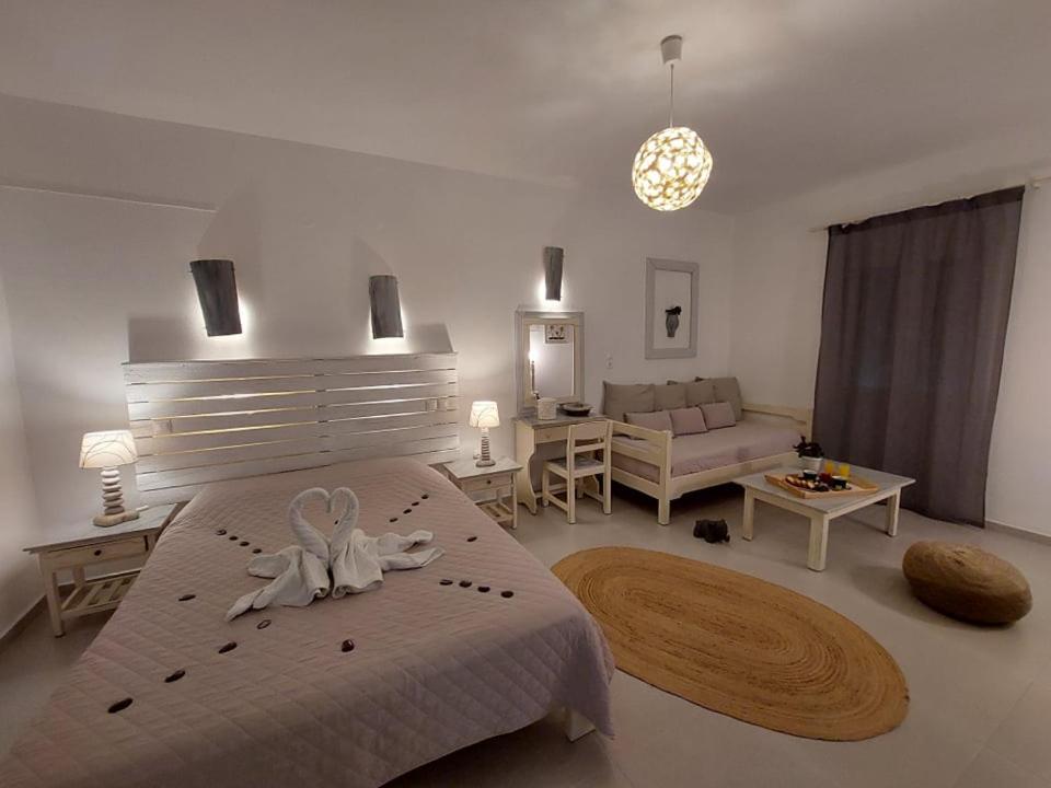 Diplos Studios Парікія Екстер'єр фото